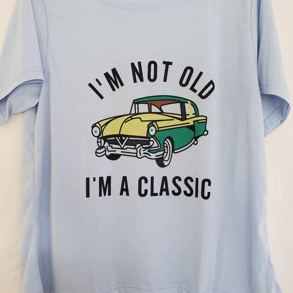 Misslook blue tshirt, "I'm not old, I'm a classic"